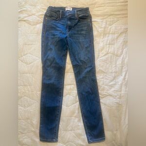 Frame Le High Skinny Jeans